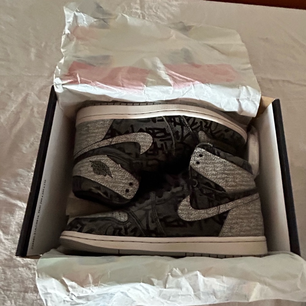 Nike Jordan 1 high Rebellionaire